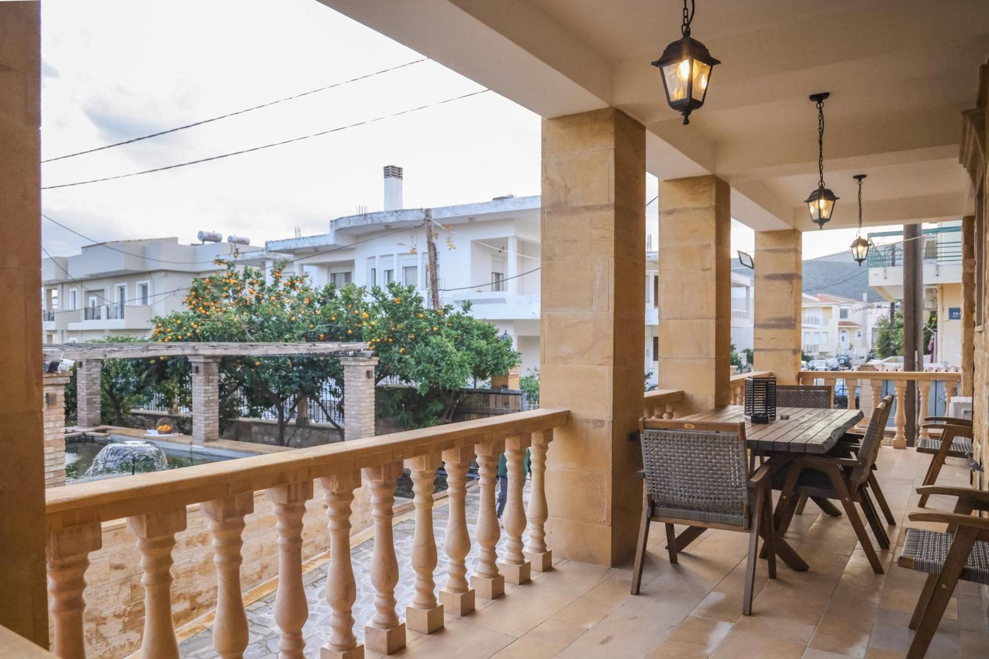 Archontiko Frideriki Luxury Apartments Хиос Экстерьер фото
